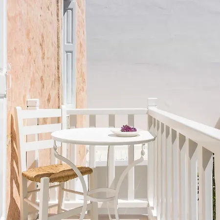 Ekavi - At The Hub Of Village Vila *